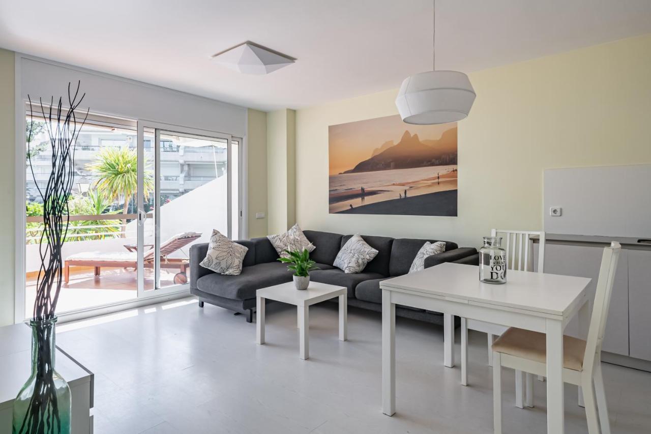 Apartamento Bahia Blanca Vilanova i la Geltrú Exteriör bild