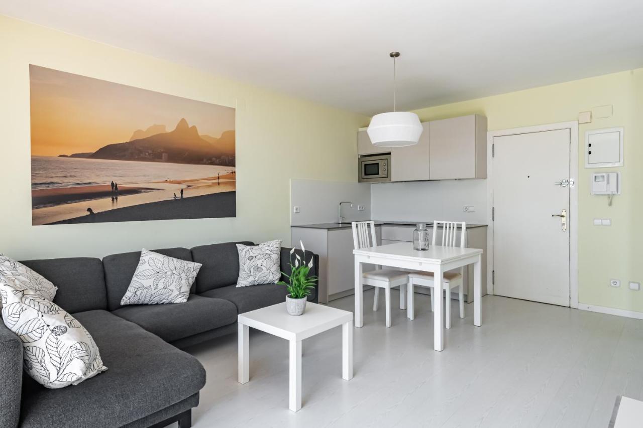 Apartamento Bahia Blanca Vilanova i la Geltrú Exteriör bild