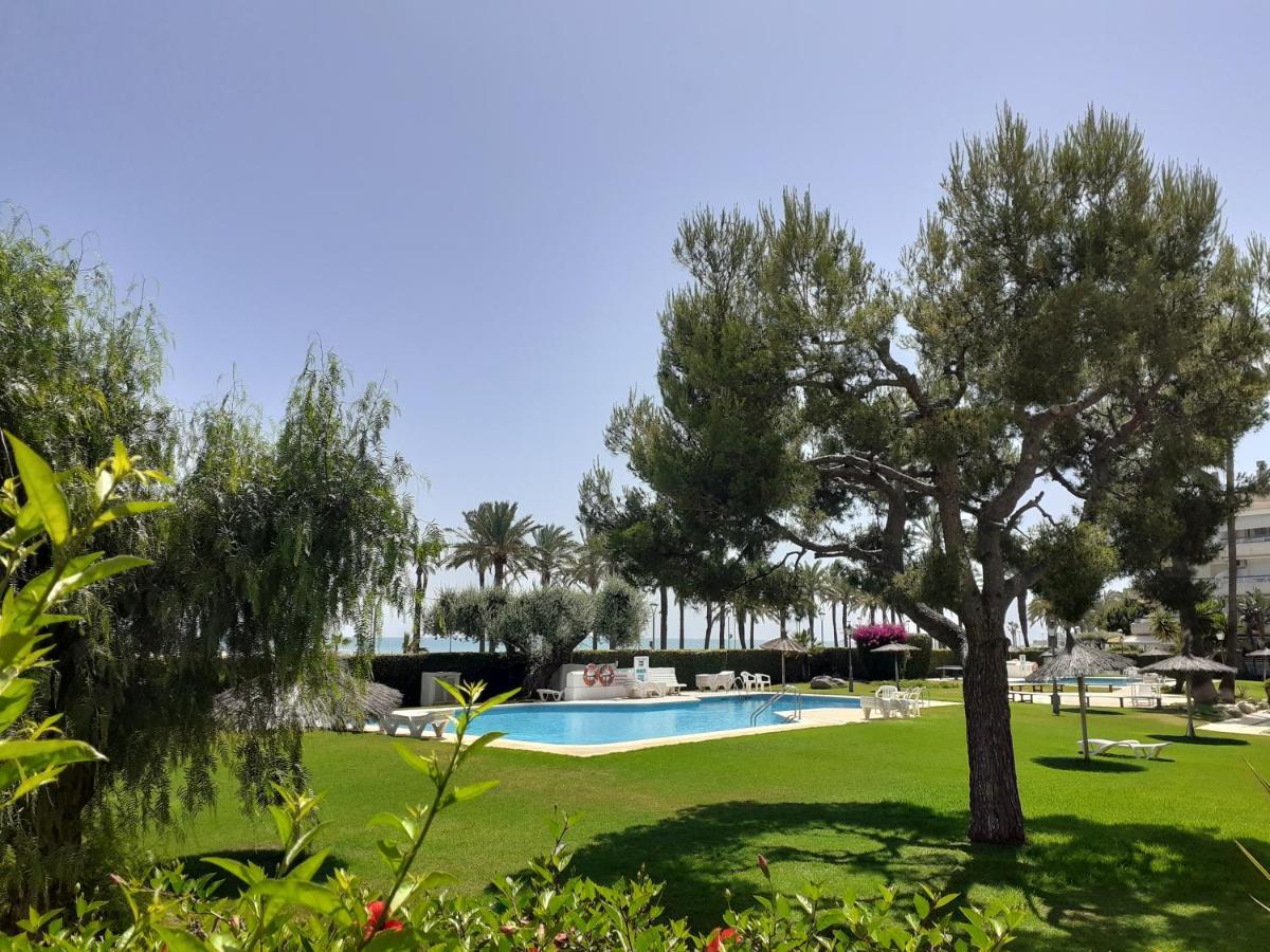 Apartamento Bahia Blanca Vilanova i la Geltrú Exteriör bild
