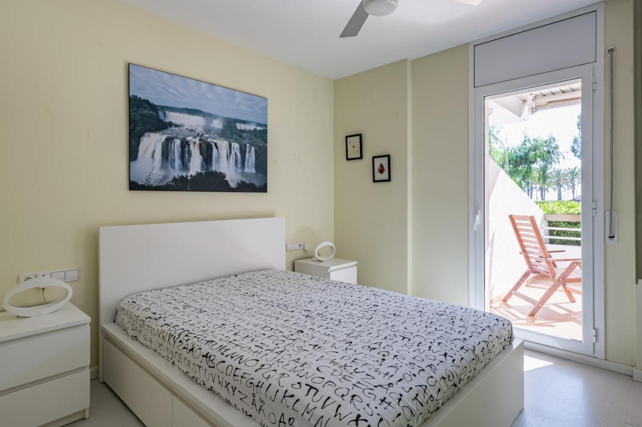 Apartamento Bahia Blanca Vilanova i la Geltrú Exteriör bild