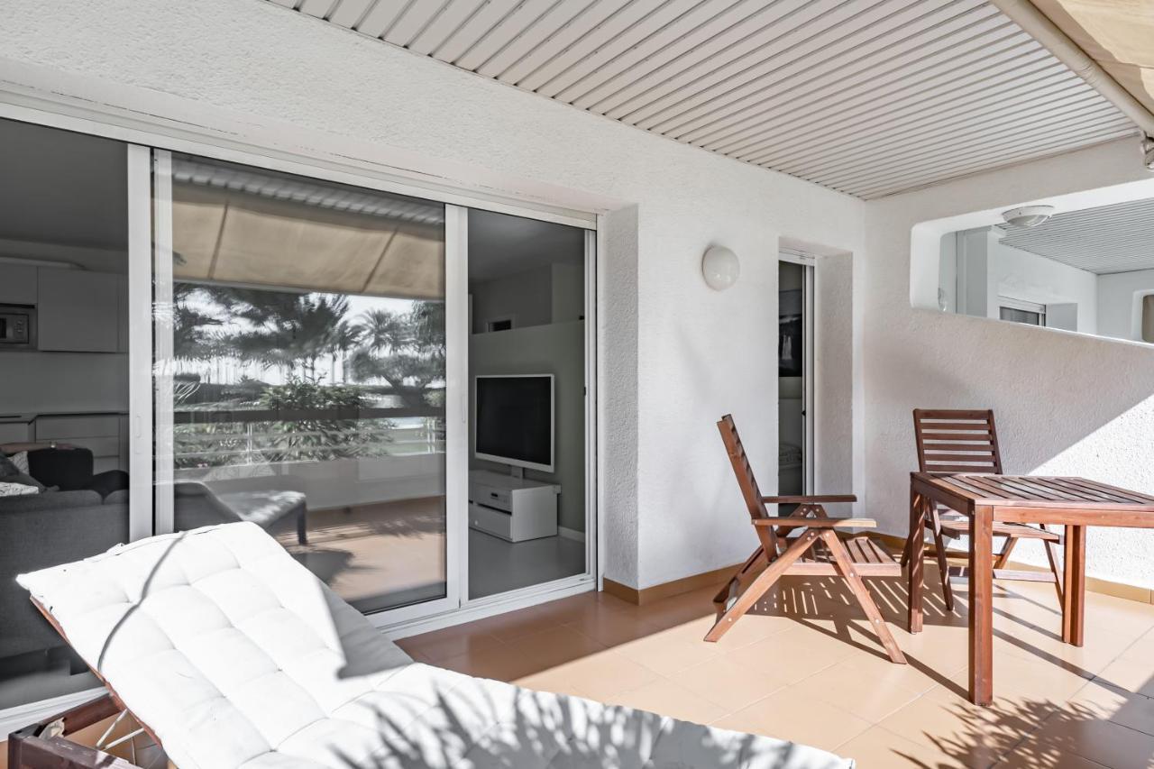 Apartamento Bahia Blanca Vilanova i la Geltrú Exteriör bild